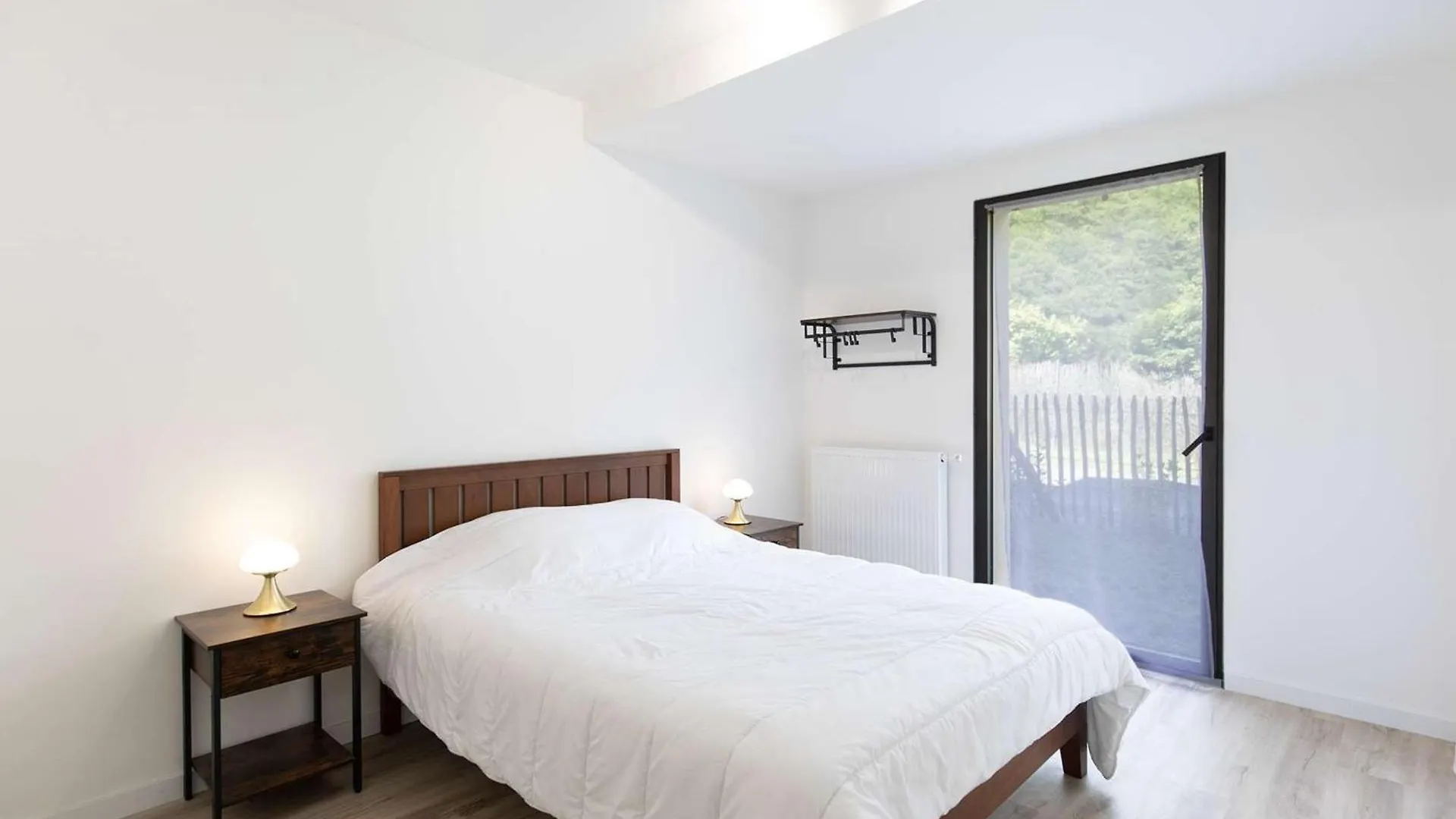 Appartement T3, Terrasse, Parking, Animaux Acceptes, Proche Telecabine Et Centre De Cauterets - Fr-1-401-305 Apartment